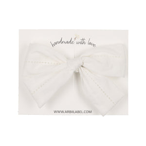 Hemstitch White Clip